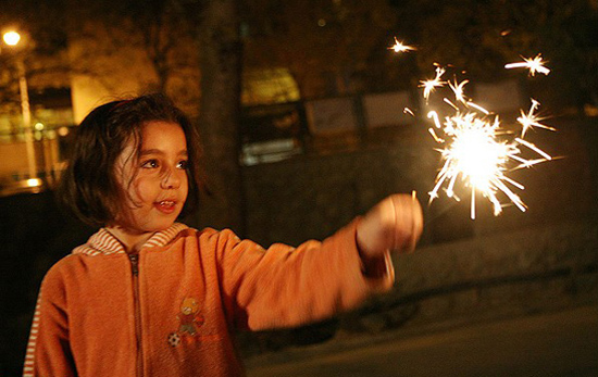 کمتر از 5 تن در پایتخت دستگیر شدند/ آمار قربانیان چهارشنبه سوری کشور به 206 تن رسید/ جوان 25 ساله نسیم شهر احیا شد