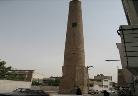 نگاهی به مناره &laquo;چهل دختران&raquo; اصفهان و حرف و حدیث&zwnj;های زیادشون