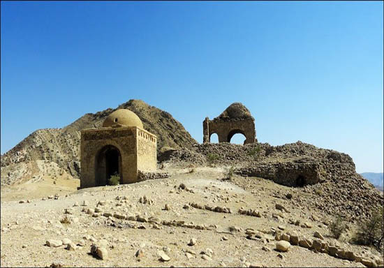 همراهی با زیباترین جاده های ایران را  با ما تجربه کنید