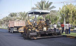 فرش آسفالت در قشم
