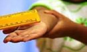 سیلی معلم پایانی بر صحبت دانش‌ آموز!