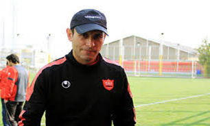 مربی سابق پرسپولیس آبی ها را دعوت کرد!