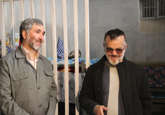 بازدید مدیر شبکه یک سیما از پشت صحنه سریال نوروزی &laquo;فوق سری&raquo;