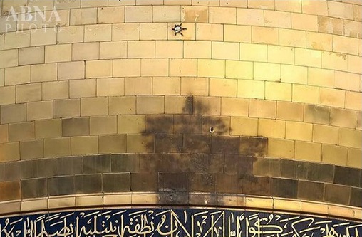 ناقص / آثار حمله تروریست&zwnj;های تکفیری به حرم حضرت زینب&zwnj;(س) + تصاویر