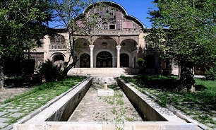 عمارت مشیر دیوان  بنایی به جا مانده  از دوره قاجاریه