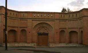 عمارت مشیر دیوان  بنایی به جا مانده  از دوره قاجاریه////گزارش مکتوب/ویژه عید با ارسال چند عکس لطفا روی عکسها کار شود.