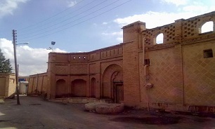 عمارت مشیر دیوان  بنایی به جا مانده  از دوره قاجاریه////گزارش مکتوب/ویژه عید با ارسال چند عکس لطفا روی عکسها کار شود.