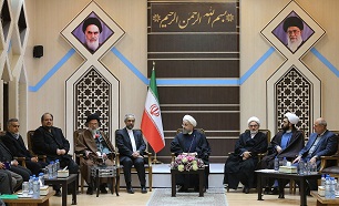 رییس‌جمهوری:دولت نیازمند یاری اساتید و فضلای حوزه است/ با اختلاف و انشقاق مشکلات مردم حل نمی‌شود