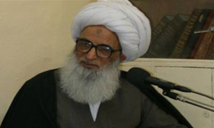 "النجفی" مرجع بزرگ دینی عراق رای خود را به صندوق انداخت