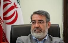 حضور 'گشت ارشاد' از جمله در نمایشگاه کتاب، هیچ وقت به معنای مزاحمت و ایجاد دردسر برای کسی نیست/ ناجا با مواردی که به صورت شبکه‌ای، توطئه‌ای و طراحی شده باشد، حتماً برخورد می‌کند