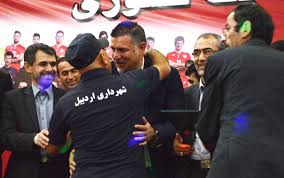 کلید طلایی شهر اردبیل به علی دایی اهداء شد