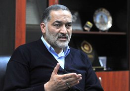 شیر و خورشید نماد دوران طاغوت است/ امروز زمان دغدغه درست کردن برای مردم نیست