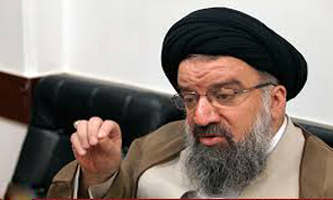 انگیزه دینی برگزارکنندگان نمایشگاه بیست و هفتم قابل تقدیر است