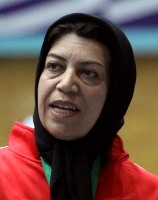 صادقی: نباید از بانوان توقعات زودهنگام داشت