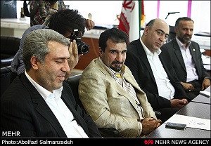 ساختمان باشگاه در شان پرسپولیس نیست/ اعضای هیات مدیره 300 سال تجربه دارند