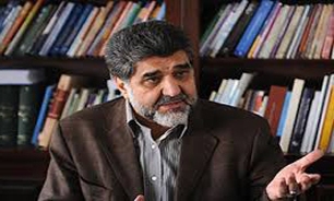 جذب سرمایه‌گذار دولت را از رکود تورم اقتصادی خارج می‌کند/ تذکر  به فرمانداران