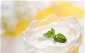خوردن ماست چه تاثیری بر روده دارد؟