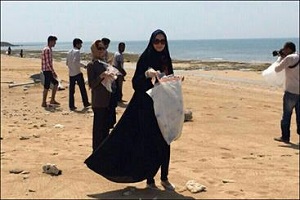 آرزو دارم دیگر کسی در محیط زیست آشغال نریزد/ تماشای حضور دسته‌جمعی دلفین‌ها