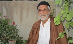 درباره شاعری کفن پوش