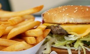 خلاصی از سموم بدن بعد از یک عمر فست فود خوری!