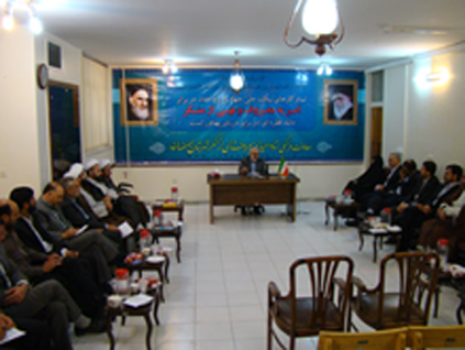 دشمن در عرصه فرهنگ به نابودی دشمن دلخوش است