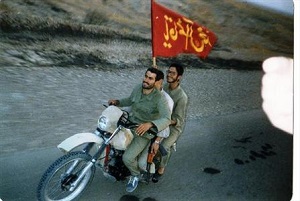 فرمانده‌ ای که نور بالا می‌ زد