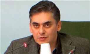 تعریف مشخصی از "خام‌فروشی" در قانون نیست/ بی‌ثباتی قوانین عامل ناامنی صادرکنندگان