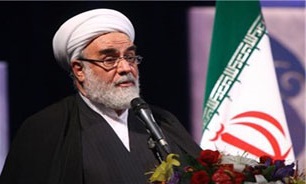 حجت‌الاسلام والمسلمین محمدی گلپایگانی: "معصومه آباد" اسوه زمان ما است/ سرنخ داعشی ها به سرویس های بیگانه بر می گردد