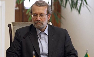 لاریجانی از فازهای ۱۵ تا ۱۸ پارس‌جنوبی بازدید کرد