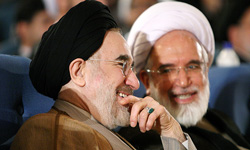 چرا حرف زدن خاتمی کار را بدتر می‌کند؟