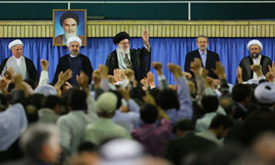 دیدار مسئولان نظام و سفرای کشورهای اسلامی‌ با رهبر معظم انقلاب + صوت و تصاویر