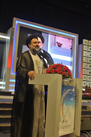 تعقيب «مطالبات عمومي» رسالت سنگين صداوسيماي مراکز استان هاست