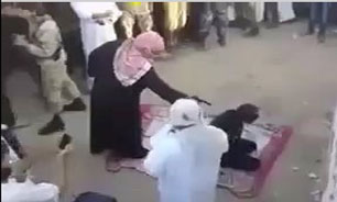 اعدام نوجوان سوری توسط گروهک تکفیری داعش + فیلم (16+)