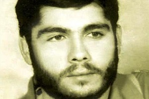 تنها عکس ازدواج قهرمانِ نبرد با شیطان بزرگ