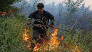 مهار آتش سوزي منطقه حفاظت شده تنگل شهرستان بردسکن
