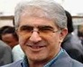 مسئولان باید مکان نمایشگاه را بزودی تعیین کنند وطرح اجرائیش را اغاز کنند