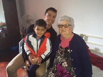 کریس رونالدو عزادار شد