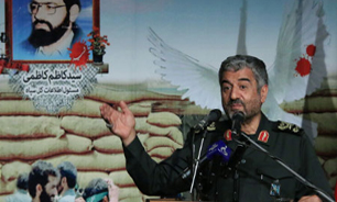 مرزهای ایران امن است و هیچ دشمنی حتی آمریکا جرأت تعرض به آن را ندارد