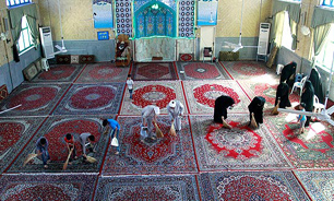 غبار روبی مساجد منطقه 2 به مناسبت شبهای قدر