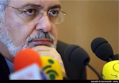 ظریف: هنوز با تمدید مذاکرات موافقت نکرده‌ایم