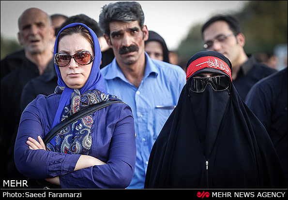 عکس/ دو بانوی مدافع حرم از تهران