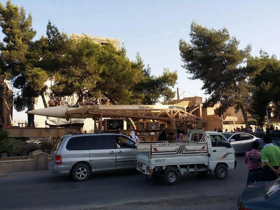 داعش در حال انتقال موشک اسکات و تجهیزات نظامی از عراق به استان الرقه سوریه است