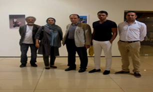 عوامل فیلم "آذر، شهدخت، پرویز و دیگران" از نمایشگاه "غزه در خون" دیدن کردند