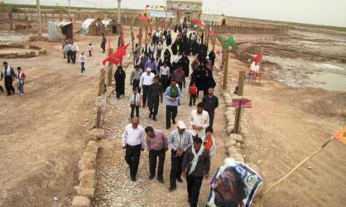 اعزام اولین کاروان دانش آموزان کردستان به مناطق عملیاتی شمالغرب