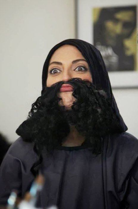 شیطنت مهناز افشار در پشت صحنه "عرق سرد"! +عکس