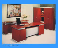 تاکید بر استاندارد سازی فضاهای اداری