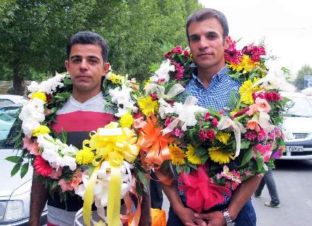استقبال گرم مردم سنندج ازدو کوهنورد فاتح قله های تاجیکستان