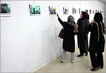 برپایی نمایشگاه خیابانی عکس متکدیان در سنندج