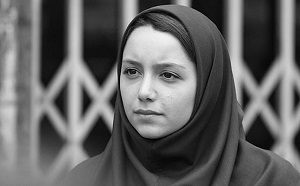 نازنین بیاتی: مادر سه قلو بودن حال خاصی دارد