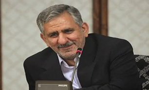 مناطق آزاد کشور باید کانونی برای جذب سرمایه گذاران خارجی باشد